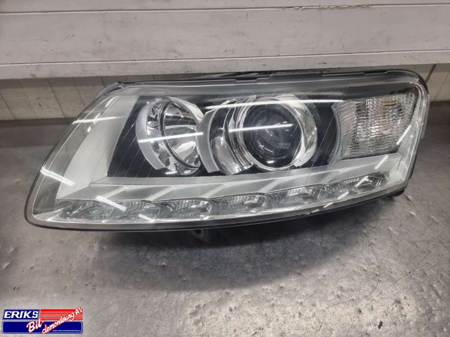 Frontlykt venstre xenon til Audi A6 2008-2011 (Type III, Fase 2) (C6) (C6) (4F0 941 029 FR|4F0 941 029 CP|)