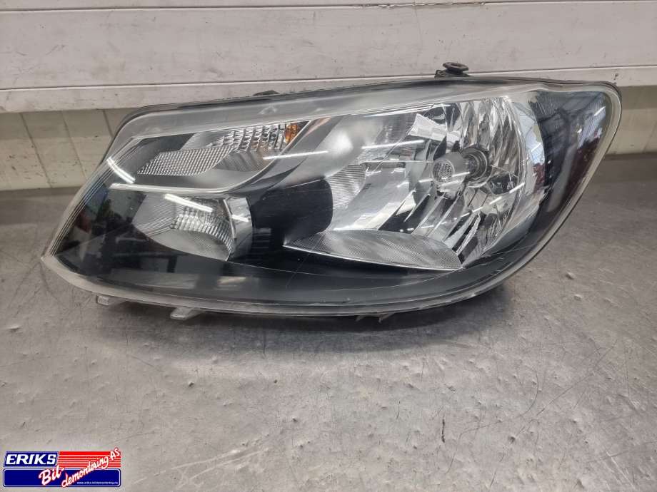Frontlykt venstre halogen til VW Caddy 2010-2015 (Type III, Fase 2)  (2K5941005A|)