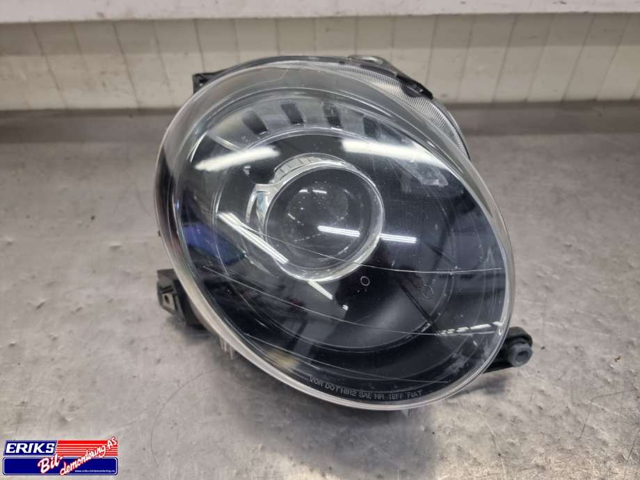 Frontlykt høyre halogen til Fiat 500, 2008-2020