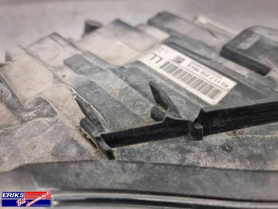 Frontlykt høyre xenon til BMW 3-Serie 2005-2011 (E90/E91/E92/E93) (E90/E91/E92/E93) (63 11 7 240 248|)