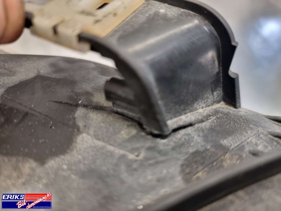 Frontlykt høyre xenon til BMW 3-Serie 2005-2011 (E90/E91/E92/E93) (E90/E91/E92/E93) (63 11 7 240 248|)