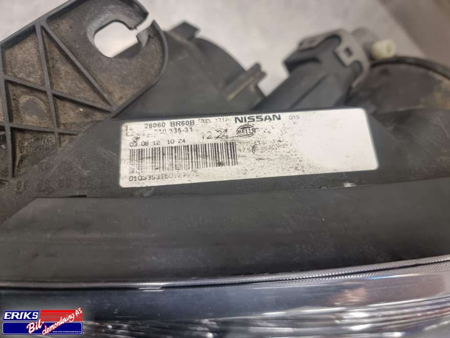 Frontlykt venstre xenon til Nissan Qashqai 2010-2014 (Type I, Fase 2)  (26060BR60B|)