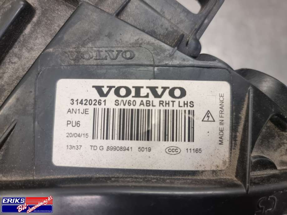 Frontlykt venstre xenon til Volvo V60/V60 CC 2013-2018 (Type I, Fase 2) (31420261|)