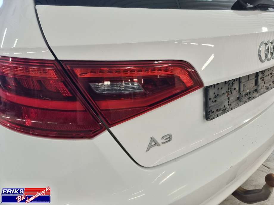 Baklykt venstre indre til Audi A3, 2012-2016 (Type III, Fase 1)  (8V4 945 093 A)