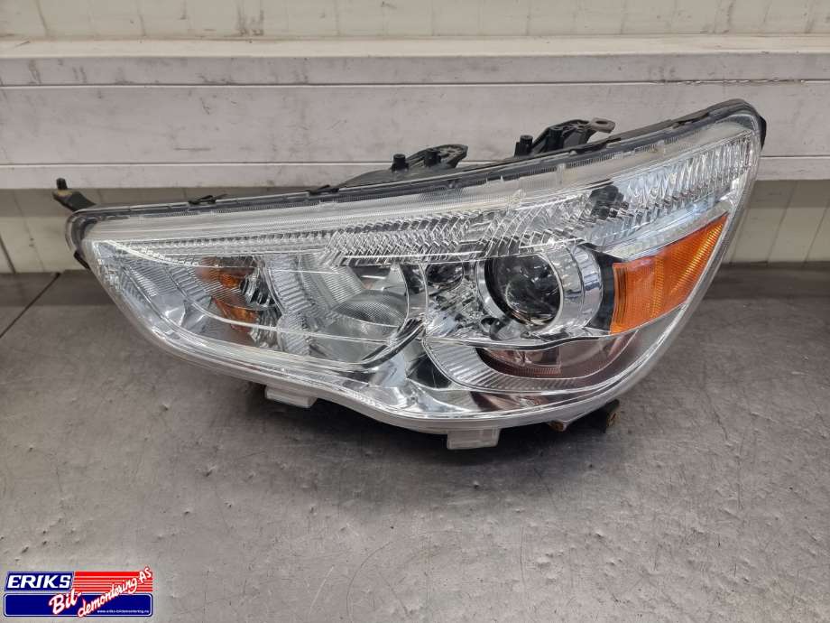 Frontlykt venstre xenon til Mitsubishi ASX 2010-2019 (8301C653|)