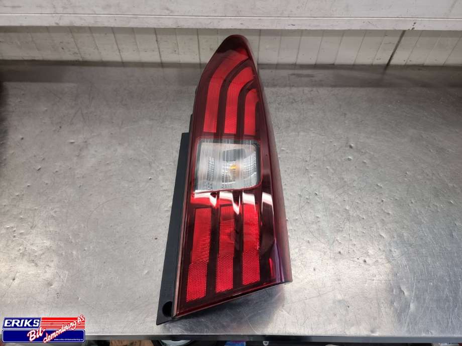 Baklykt høyre til Peugeot Partner, 2019-->> (Type III) (98 205 552 80)