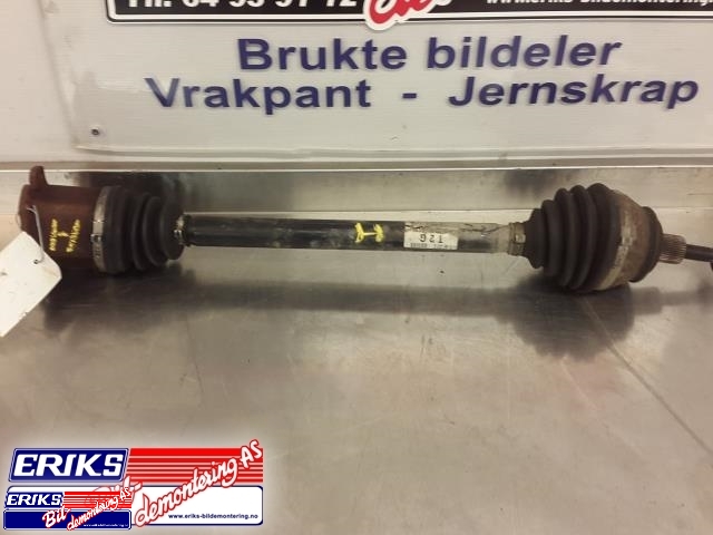 Drivaksel høyre foran, bensin/manuell til Audi A6, 2005-2008 (Type III, Fase 1) (C6) (C6) (AUDI|4F0 707 272 G)