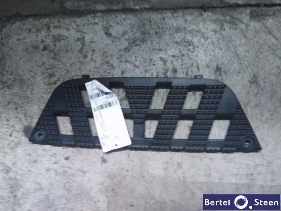 Stigtrinn/stigbrett til Lastebil Mercedes Actros 5, 2019-->> (A9606665103)
