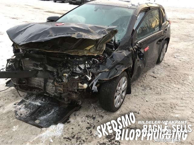 Toyota Auris 2013-2015 (Type II, Fase 1) , Motorkode: 2ZR-FXE, Girkassekode: 