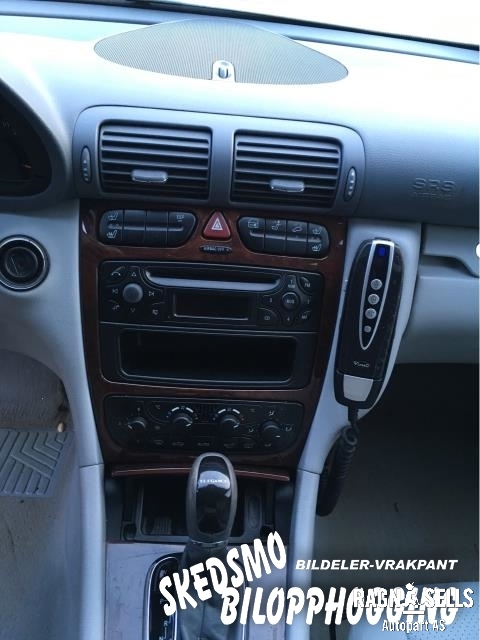 Mercedes C-Klasse 2000-2004 (Fase 1) (W203) (W203), Motorkode: M271.946, Girkassekode: