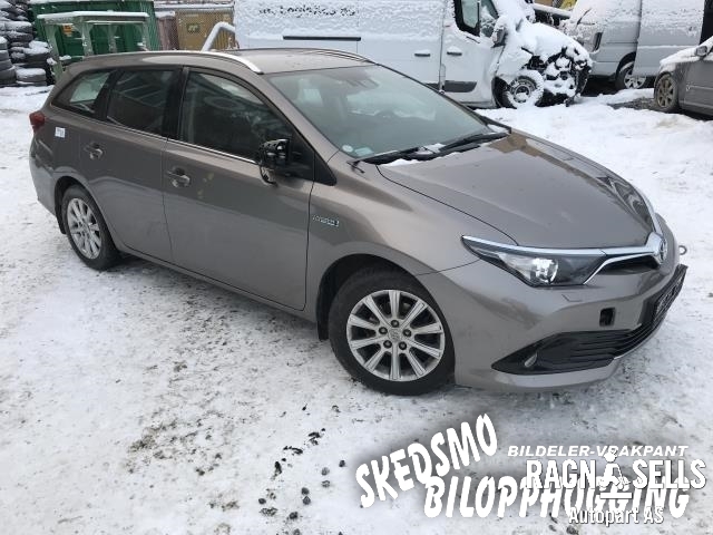 Toyota Auris 2015-2019 (Type II, Fase 2) , Motorkode: 2ZR-FXE   190000T162, Girkassekode: 3090047064