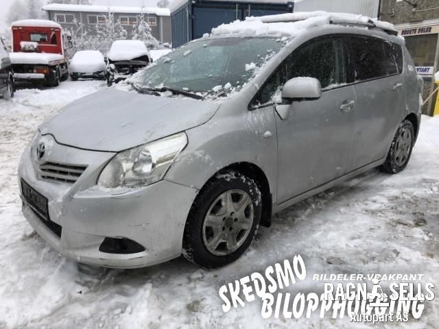 Toyota Verso 2009-2016 (Type III) , Motorkode: 1ZR-FAE     190000T070, Girkassekode: 303000F030