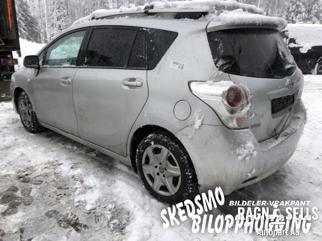 Toyota Verso 2009-2016 (Type III) , Motorkode: 1ZR-FAE     190000T070, Girkassekode: 303000F030