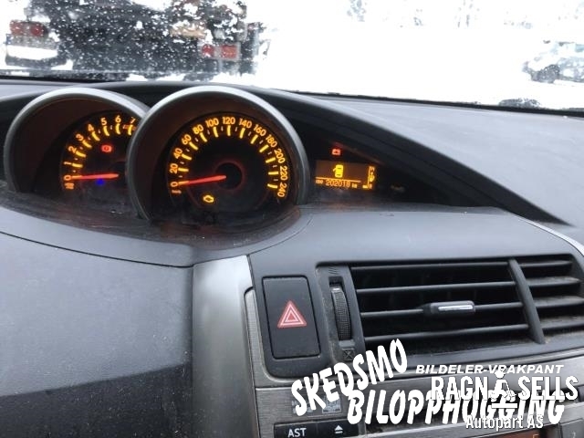 Toyota Verso 2009-2016 (Type III) , Motorkode: 1ZR-FAE     190000T070, Girkassekode: 303000F030