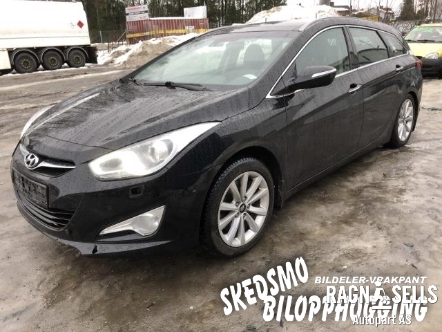 Hyundai i40 2012-2017 , Motorkode: D4FD    132L12AU 00, Girkassekode: 45000 3BEH0