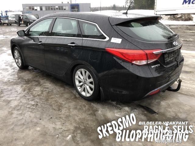 Hyundai i40 2012-2017 , Motorkode: D4FD    132L12AU 00, Girkassekode: 45000 3BEH0