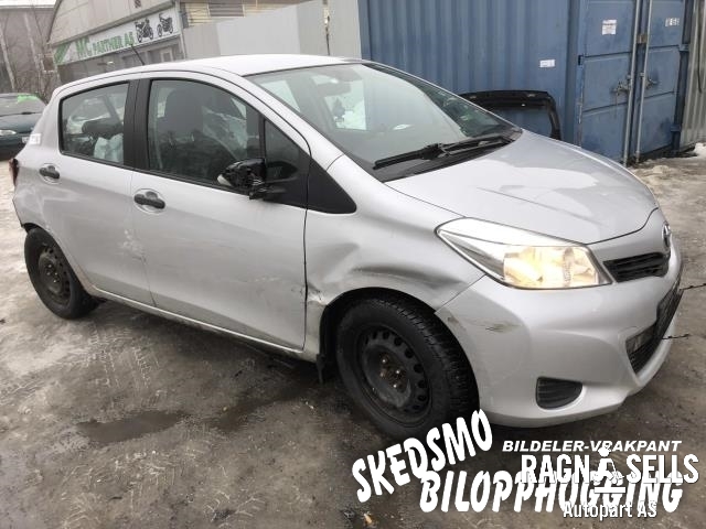 Toyota Yaris 2012-2014 (Type III, Fase 1) , Motorkode: 1KR-FE 1900040260, Girkassekode: 303000D190