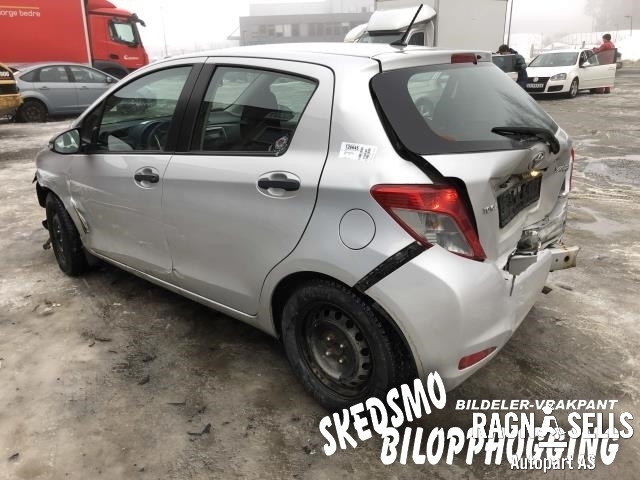 Toyota Yaris 2012-2014 (Type III, Fase 1) , Motorkode: 1KR-FE 1900040260, Girkassekode: 303000D190