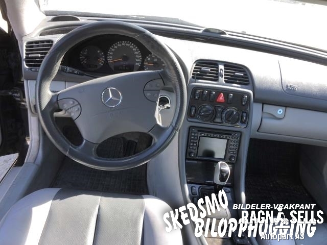 Mercedes CLK 1997-2002 (C208) (C208), Motorkode: 111 956, Girkassekode: 722616