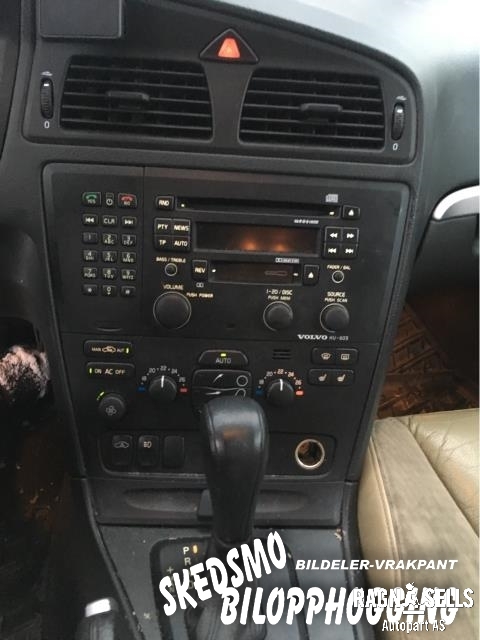 Volvo V70 2000-2004 (Type II, Fase 1) , Motorkode: D5244T, Girkassekode: