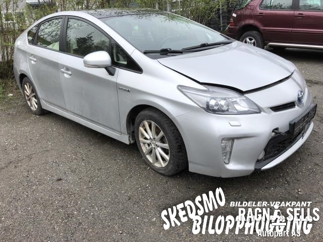 Toyota Prius 2009-2016 (Type III) (COMBI) (COMBI), Motorkode: 2ZR-FXE 1900037470, Girkassekode: 3090047062