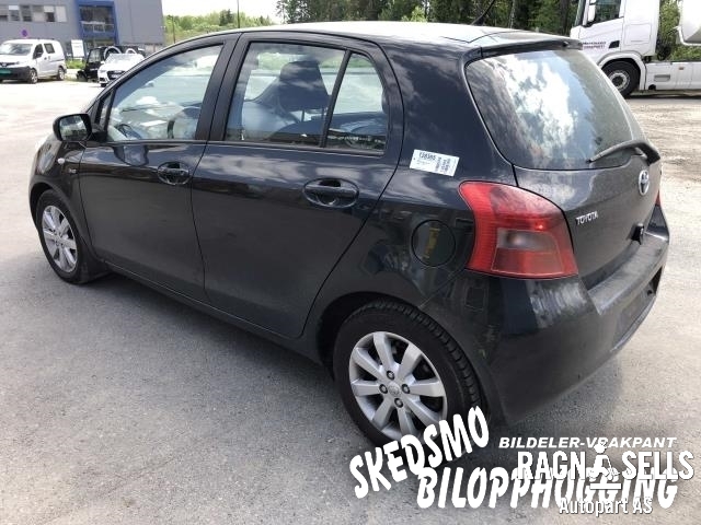 Toyota Yaris 2009-2011 (Type II, Fase 2) , Motorkode: 1ND-TV 1900033251, Girkassekode: 3030052442