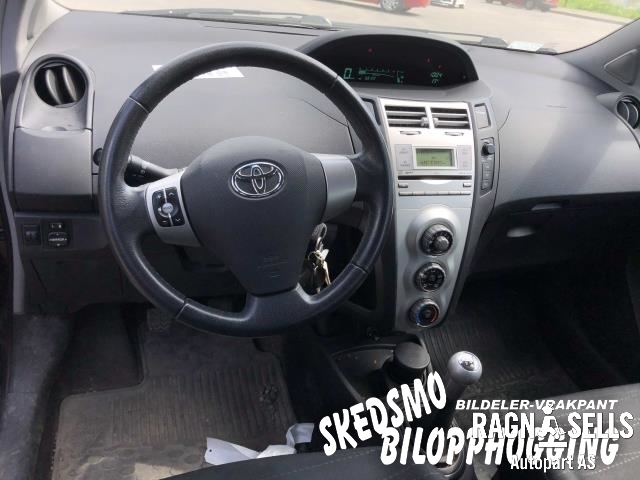 Toyota Yaris 2009-2011 (Type II, Fase 2) , Motorkode: 1ND-TV 1900033251, Girkassekode: 3030052442