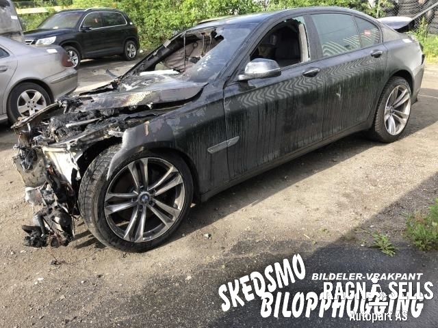 BMW 7-Serie 2009-2015 (F01/F02/F03/F04) (F01/F02/F03/F04), Motorkode: 11 00 2 207 812, Girkassekode: 24 00 7 626 037