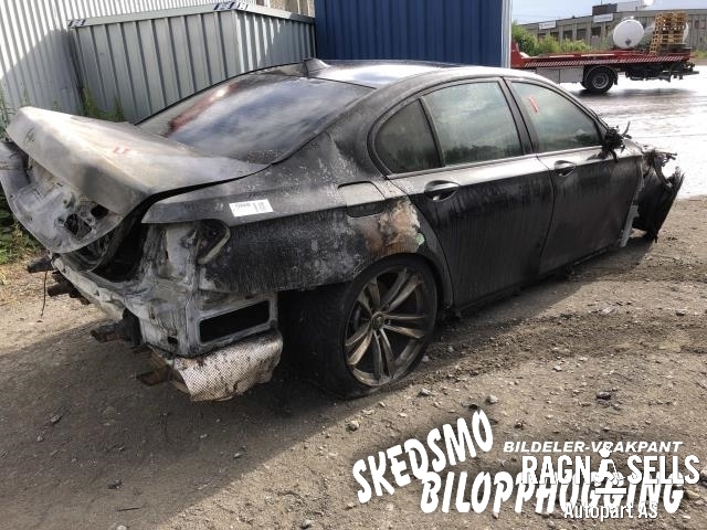 BMW 7-Serie 2009-2015 (F01/F02/F03/F04) (F01/F02/F03/F04), Motorkode: 11 00 2 207 812, Girkassekode: 24 00 7 626 037