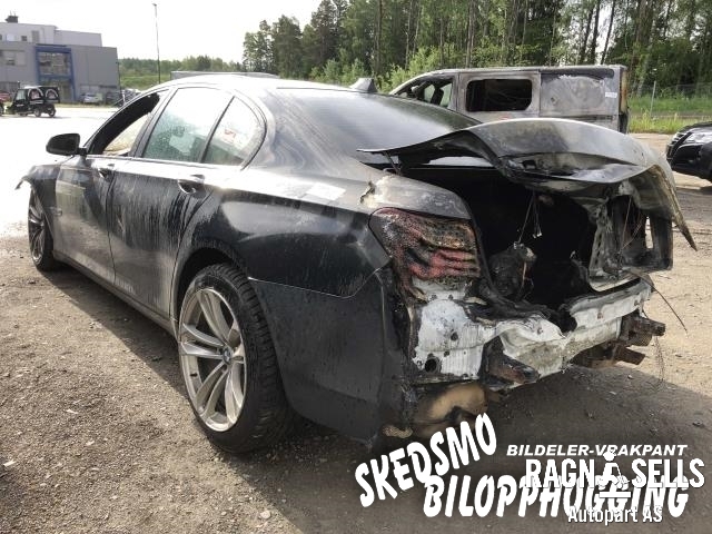 BMW 7-Serie 2009-2015 (F01/F02/F03/F04) (F01/F02/F03/F04), Motorkode: 11 00 2 207 812, Girkassekode: 24 00 7 626 037