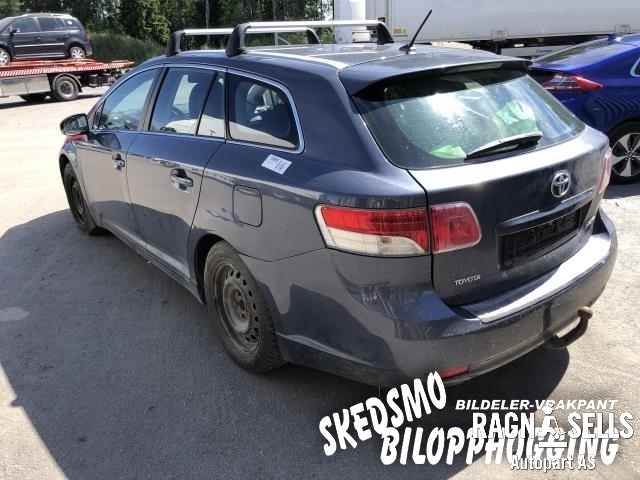 Toyota Avensis 2009-2015 (Type III, Fase 1) , Motorkode: 1ZR-FAE 190000T070, Girkassekode: 3030005060