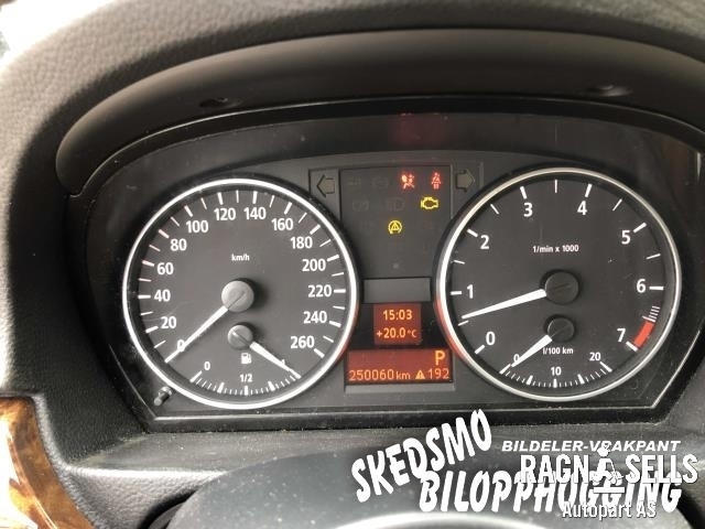 BMW 3-Serie 2005-2011 (E90/E91/E92/E93) (E90/E91/E92/E93), Motorkode: N46B20B 11 00 0 430 932, Girkassekode: 24 00 7 556 041
