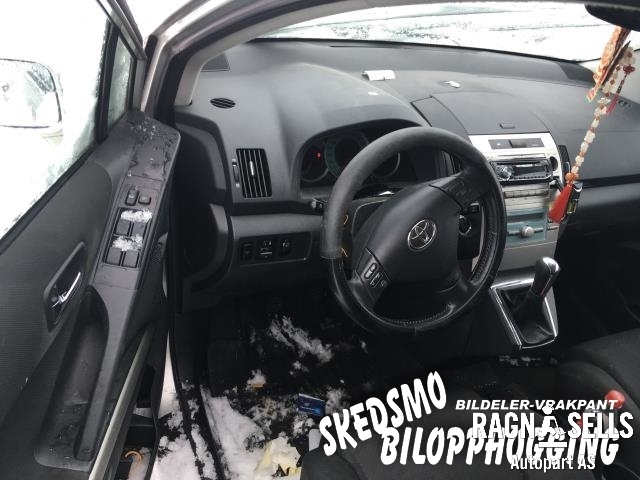 Toyota Verso 2002-2004 (COROLLA) (COROLLA), Motorkode: 1ZZ-FE, Girkassekode: 303000F010