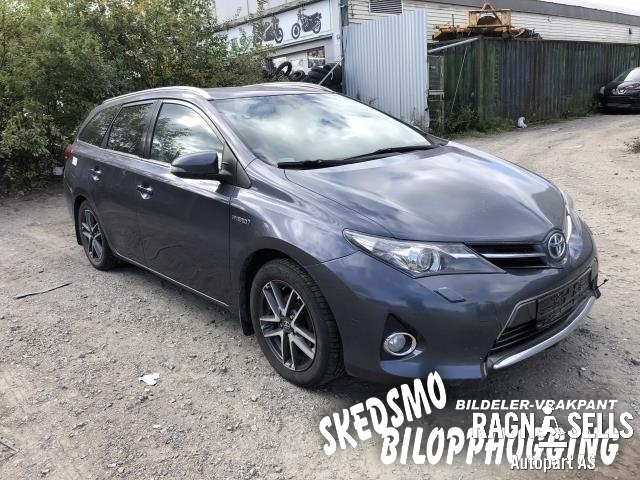 Toyota Auris 2013-2015 (Type II, Fase 1) , Motorkode: 2ZR-FXE, Girkassekode: 3090047064