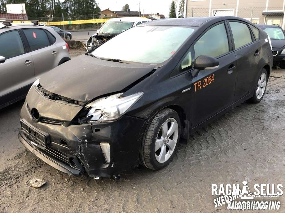 Toyota Prius 2009-2016 (Type III) (COMBI) (COMBI), Motorkode: 2ZR-FXE     1900037470, Girkassekode: 3090047063