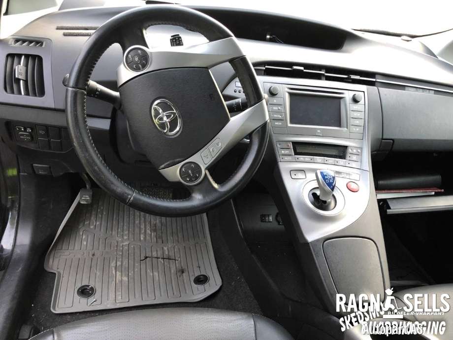 Toyota Prius 2009-2016 (Type III) (COMBI) (COMBI), Motorkode: 2ZR-FXE     1900037470, Girkassekode: 3090047063
