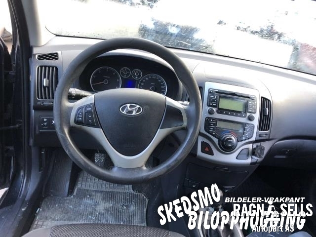 Hyundai i30 2007-2012 (Type I) , Motorkode: D4FB-FL     R73C, Girkassekode: ZH08     W9J5 C072211