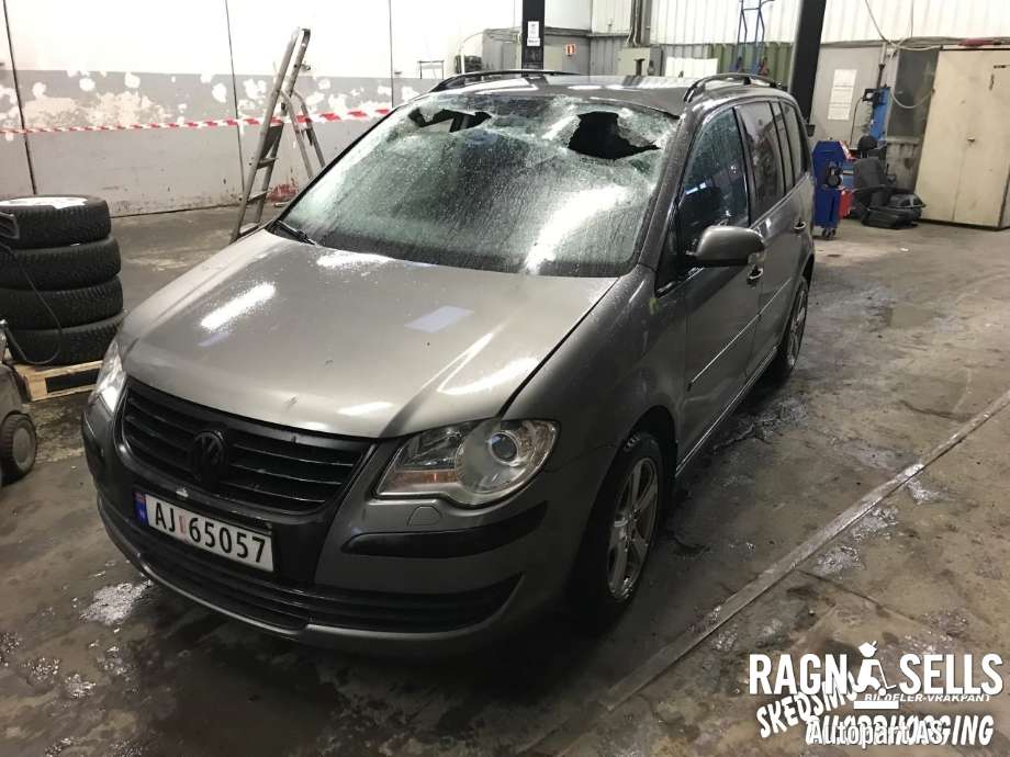 VW Touran 2007-2010 (Type I, Fase 2) , Motorkode: BLS, Girkassekode: JYK