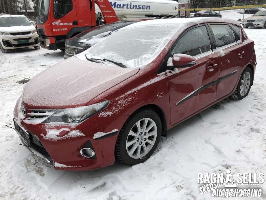 Toyota Auris 2013-2015 (Type II, Fase 1) , Motorkode: 1NR-FE 1900047181, Girkassekode: 3030002310