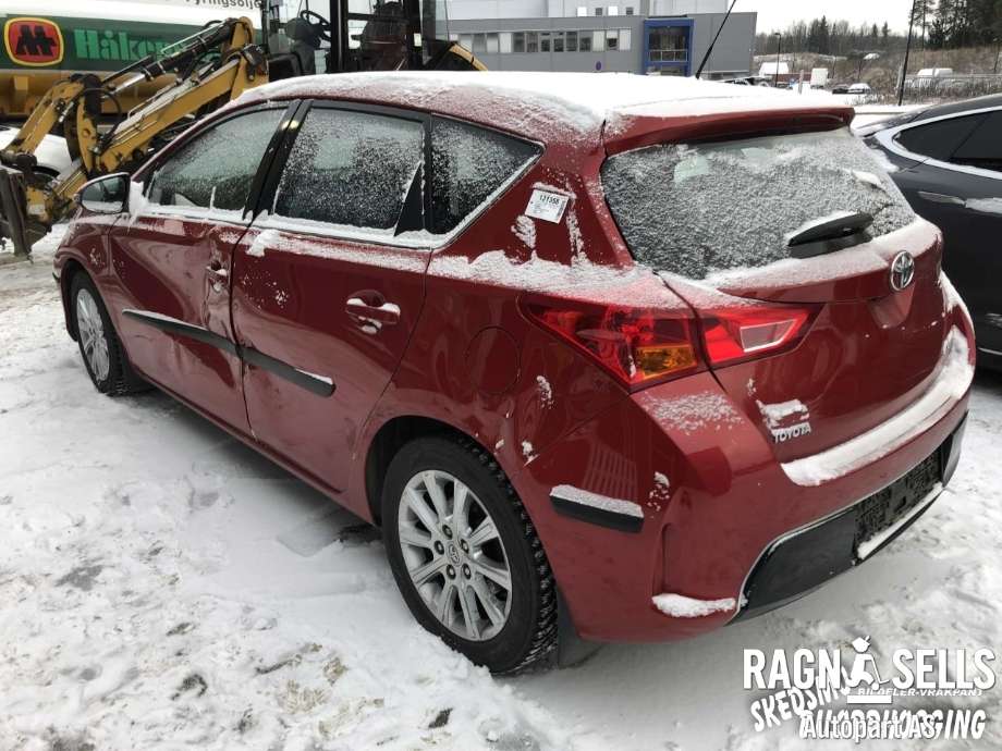 Toyota Auris 2013-2015 (Type II, Fase 1) , Motorkode: 1NR-FE 1900047181, Girkassekode: 3030002310