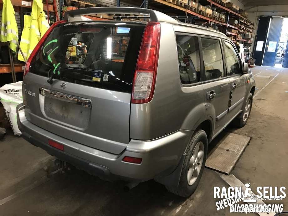 Nissan X-Trail 2002-2007 (T30) (T30), Motorkode: QR20, Girkassekode: