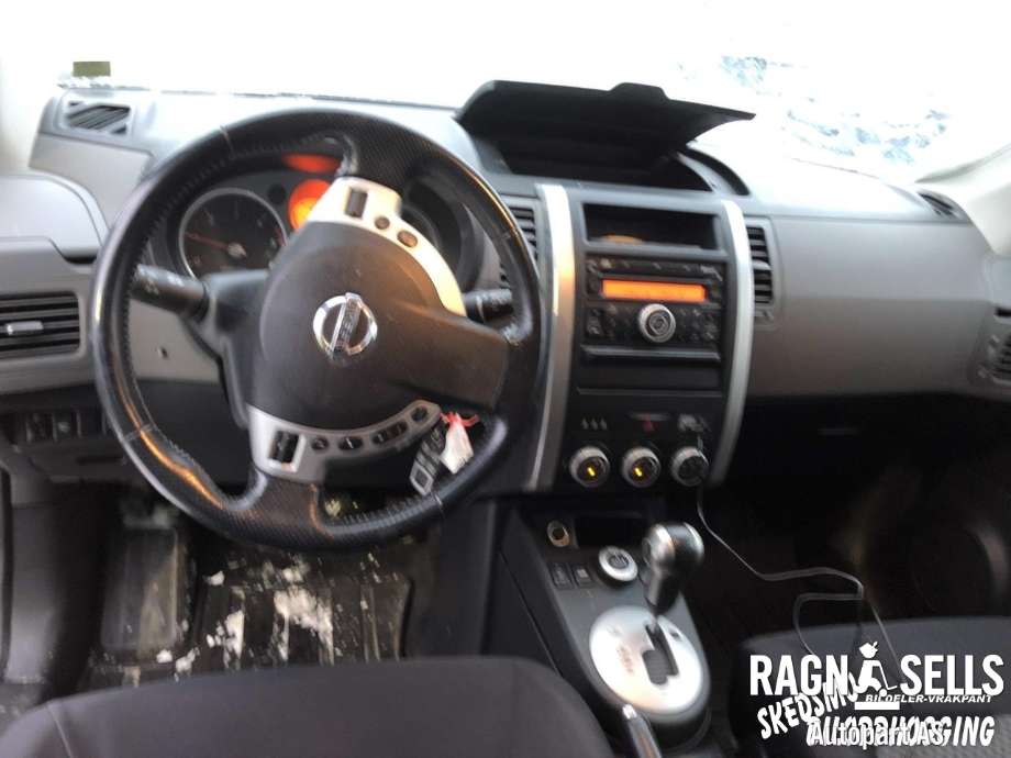 Nissan X-Trail 2007-2014 (T31) (T31), Motorkode: M9R    1010200Q1K, Girkassekode: 310201XN0E
