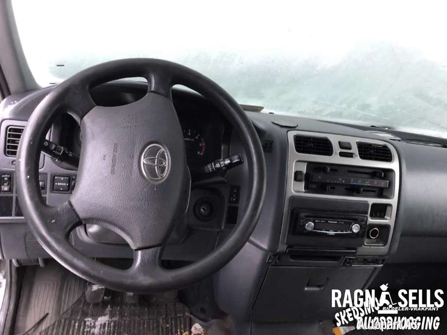 Toyota Hiace 2007-2012 (Fase 3) , Motorkode: 2KD-FTV, Girkassekode: 3303026A50