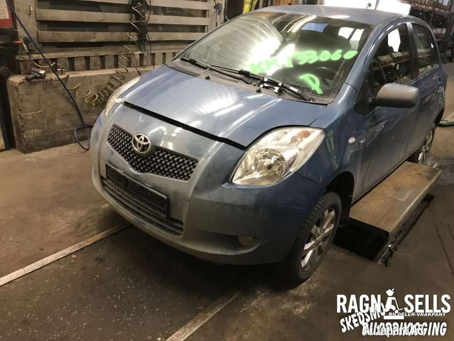 Toyota Yaris 2006-2009 (Type II, Fase 1) , Motorkode: 1ND-TV, Girkassekode: 3030052442