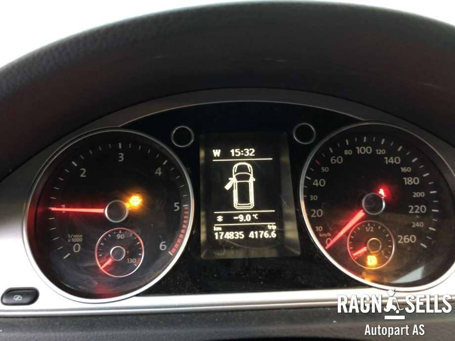 VW Passat 2011-2015 (B7) (B7), Motorkode: CAYC, Girkassekode: MYP