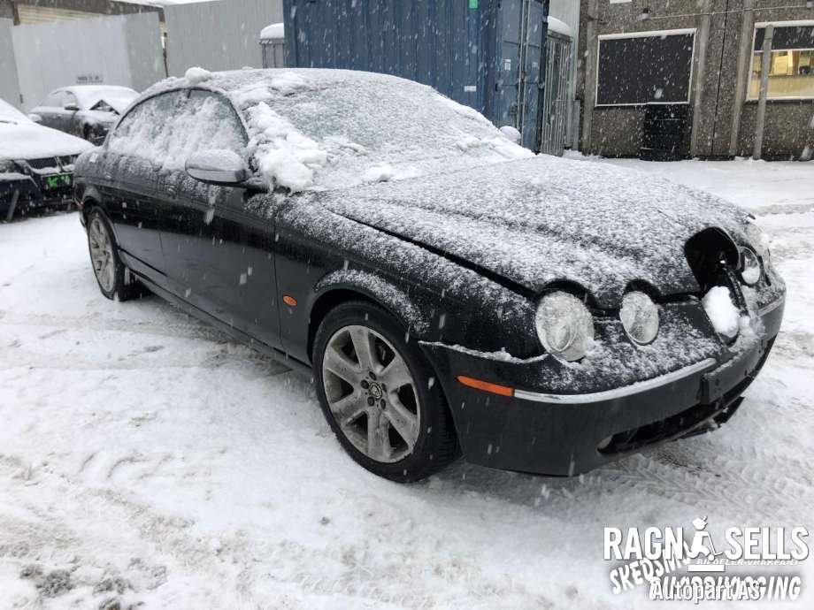 Jaguar S-Type 1999-2008 , Motorkode: 7B         XR845473, Girkassekode: XR852285E