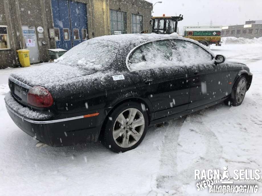 Jaguar S-Type 1999-2008 , Motorkode: 7B         XR845473, Girkassekode: XR852285E