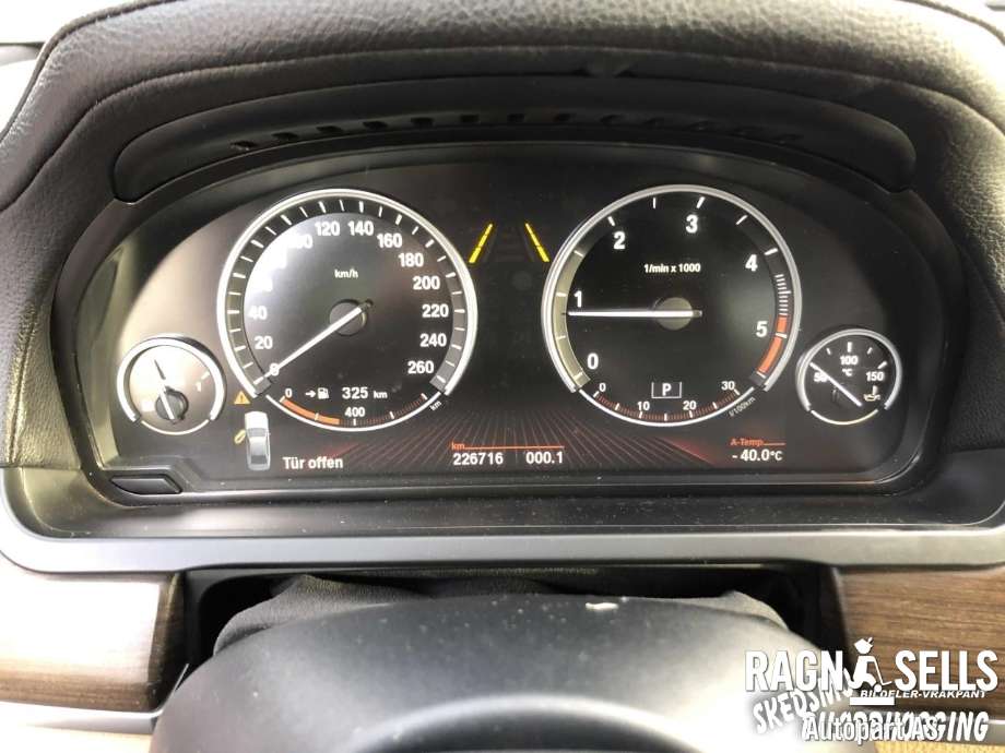 BMW 7-Serie 2009-2015 (F01/F02/F03/F04) (F01/F02/F03/F04), Motorkode: N57D30A, Girkassekode: GA6HP26Z
