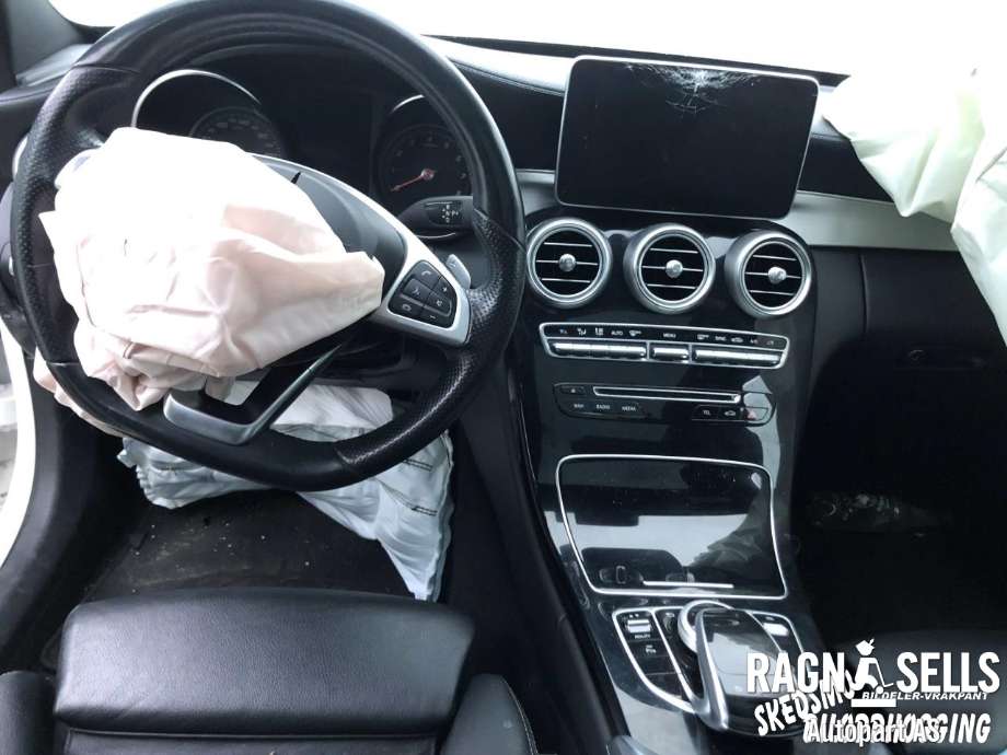 Mercedes C-Klasse 2014-2018 (Fase 1) (W205) (W205), Motorkode: 27491030163829, Girkassekode: 72299505492628