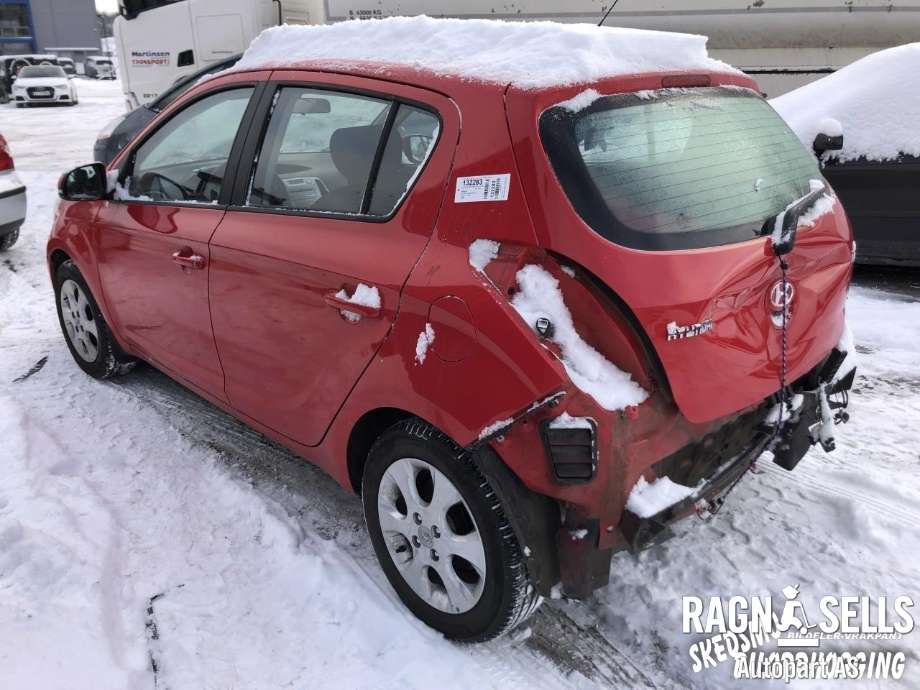 Hyundai i20 2009-2014 (Type I) , Motorkode: G4LA-5     ( PW81 ), Girkassekode: PBT1